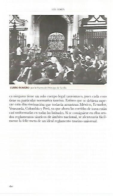 LAMINA COSSIO 50604: Curro Romero en la Puerta del Principe de Sevilla