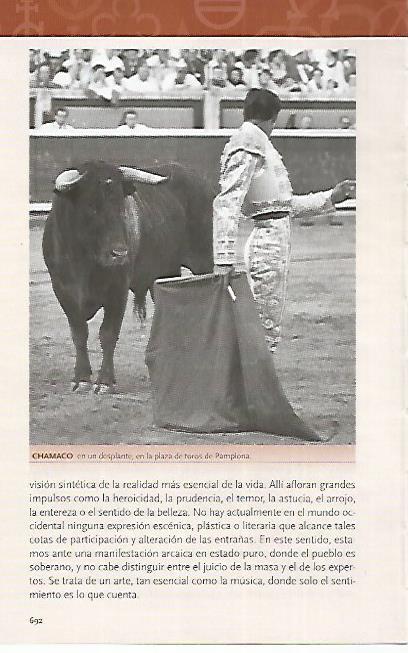 LAMINA COSSIO 50652: Chamaco en un desplante en Pamplona