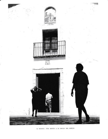 LAMINA 6032: La Marina una ermita a la orilla del camino