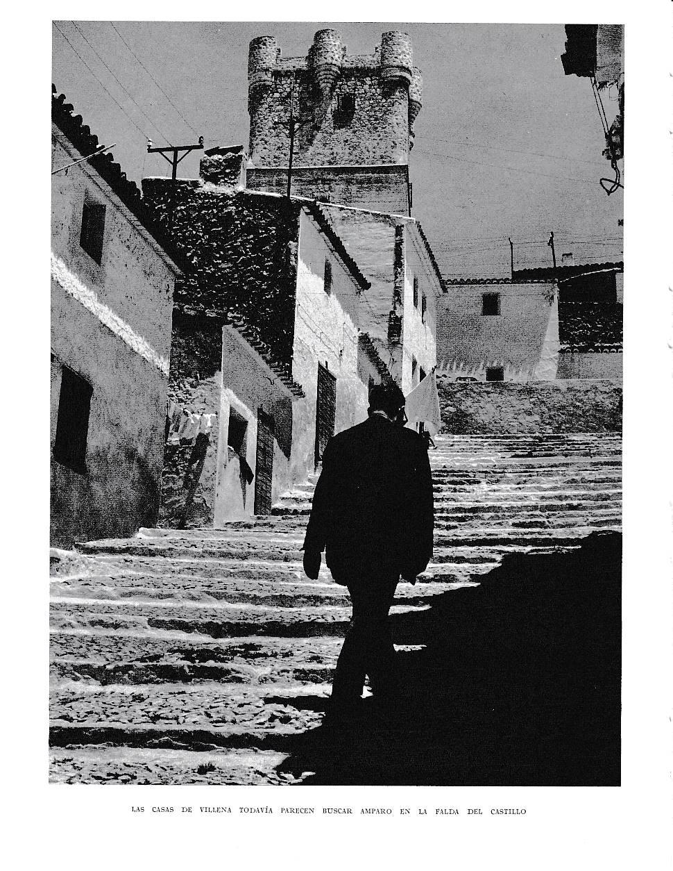 LAMINA 6062: Casas de Villena a la falda del castillo