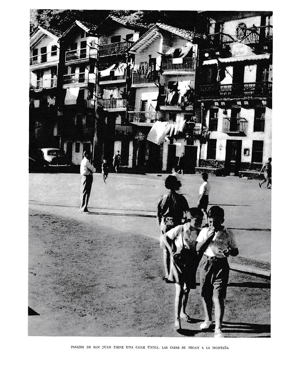 LAMINA 6189: Pasajes de San Juan casas pegadas a la montaña