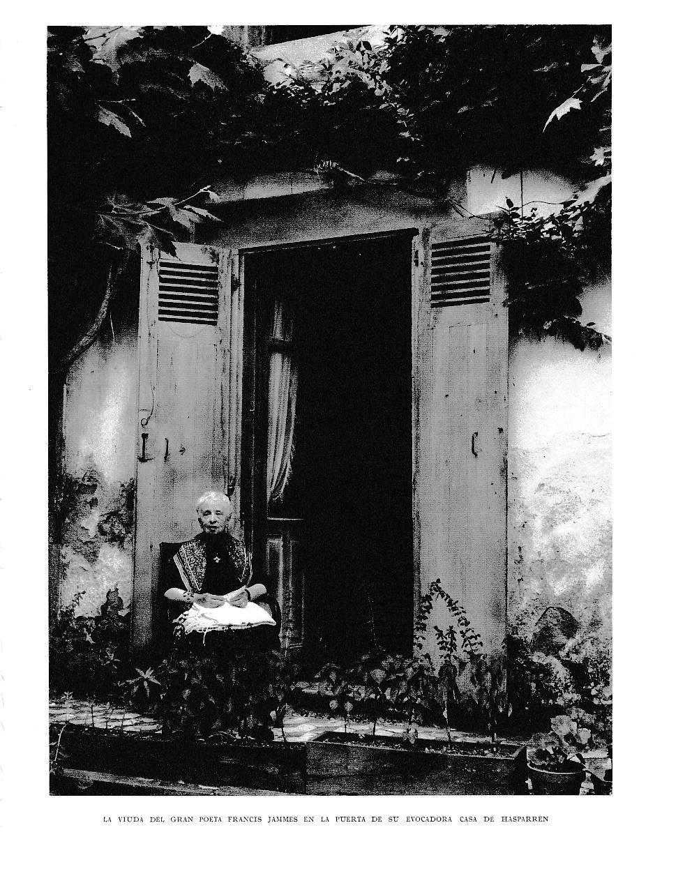 LAMINA 6279: Viuda de Francis Jammes en su casa de Hisparren