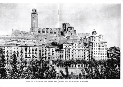 LAMINA 6481: La silueta de la Seu Vella sobre el friso de edificios moderos