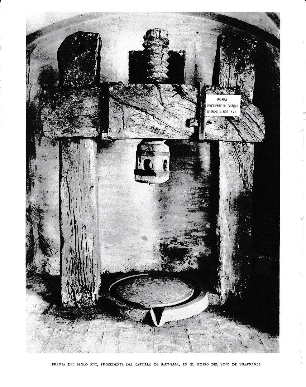LAMINA 6507: Prensa s XVI procedente del Castillo de Saumella en el Museo del Vino de Vilafranca