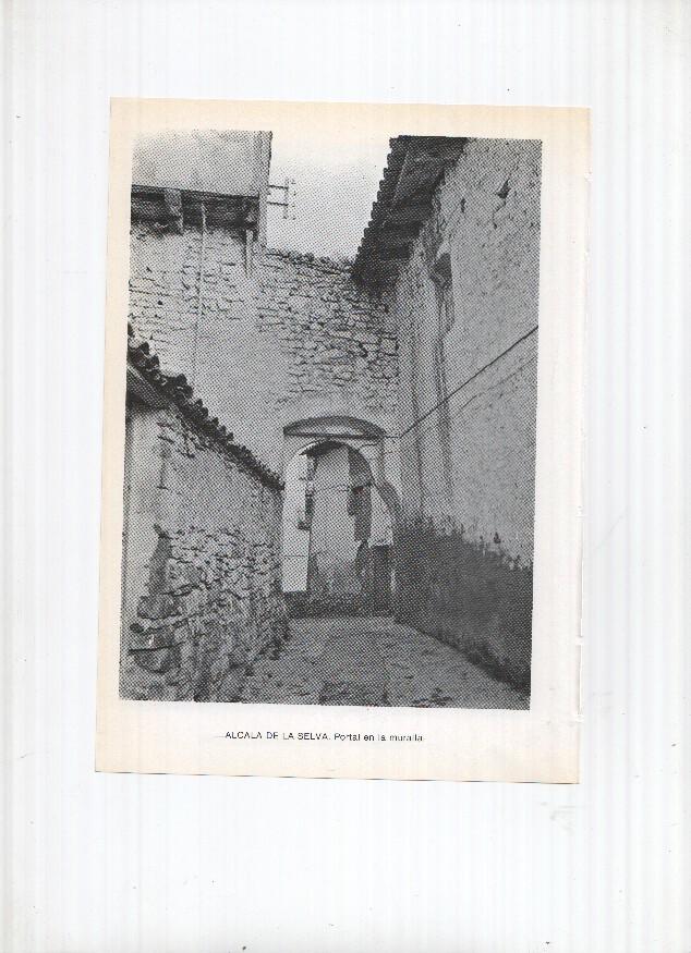 Historia de Aragon: lamina numero 011: Alcala del Obispo (puerta casa infanzona) y Alcala de la Selva (portal muralla)