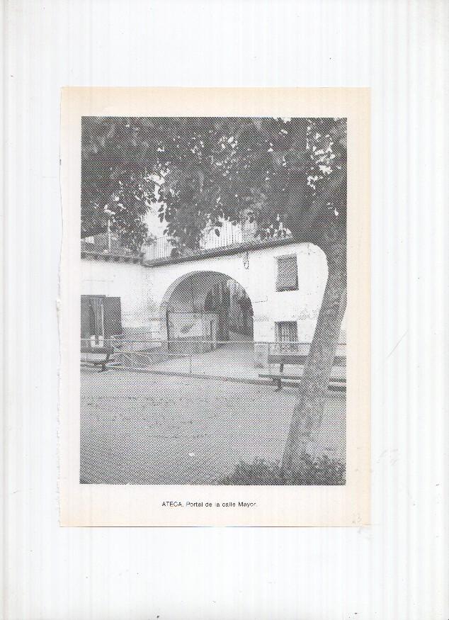 Historia de Aragon: lamina numero 023: Ateca (portal calle mayor) y Ayera (iglesia parroquial)
