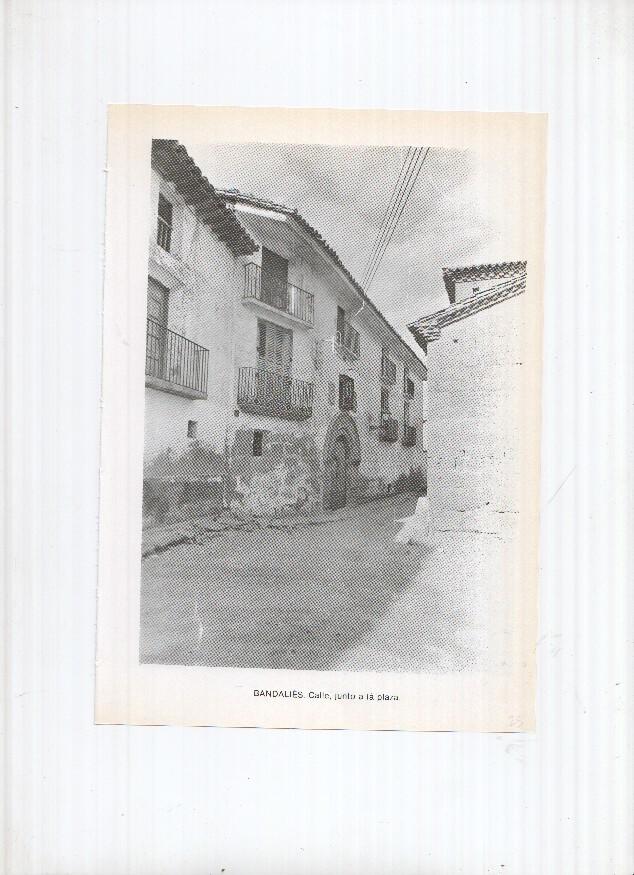 Historia de Aragon: lamina numero 025: Bandalies (calle pueblo) y Barbues (castillo)