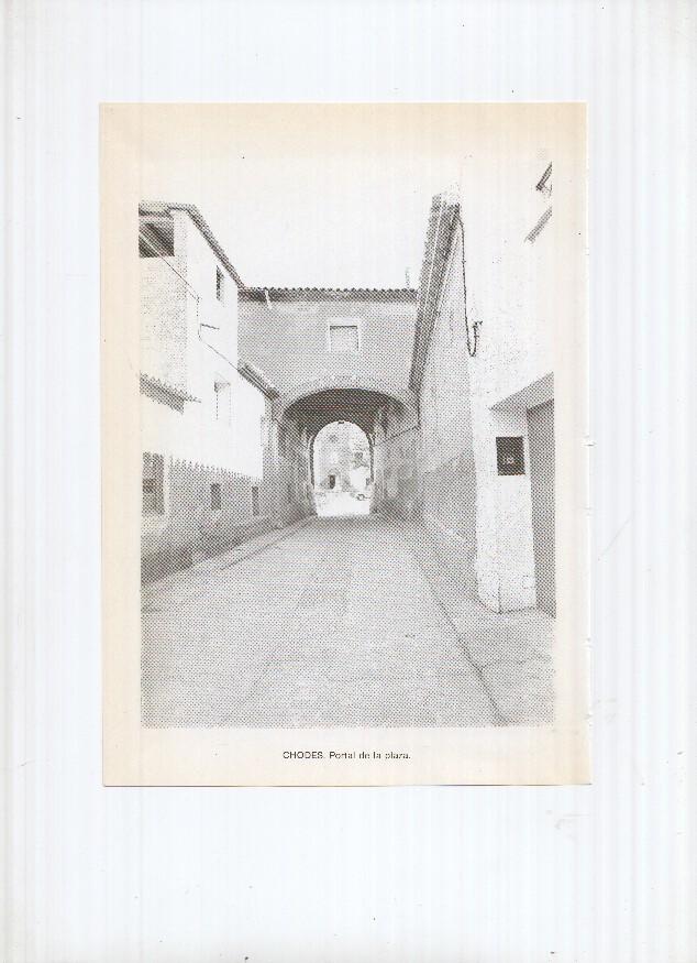 Historia de Aragon: lamina numero 058: Chibluco (torre junto a la iglesia) y Chodes (portal de la plaza)
