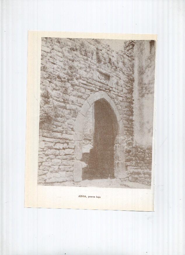 Historia de Aragon: lamina numero 096: Ainsa (puerta baja) y Ainsa (puerta alta)