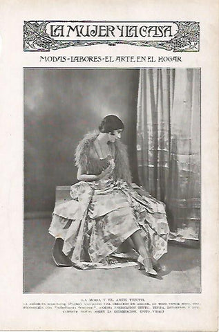 LAMINA BLANCO Y NEGRO 7809: Marceline D Alroy con vestido de Bodier