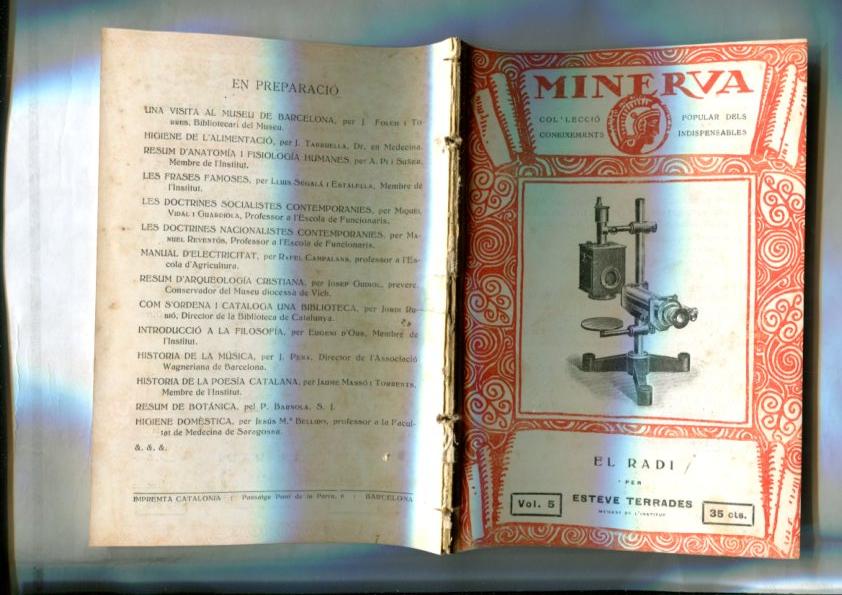 Minerva numero 05: El radi por Esteve Terrades