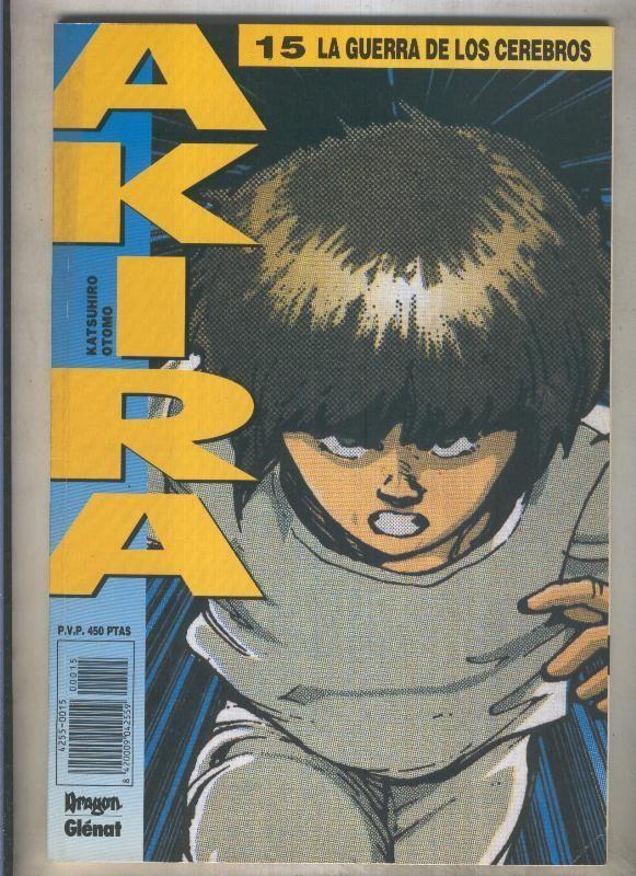 Akira numero 15 (numerado 2 en interior cubierta)