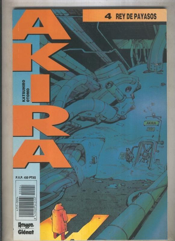 Akira numero 04 (numerado 1 en interior cubierta)