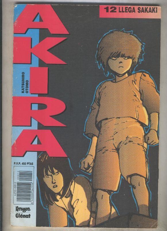 Akira numero 12 (numerado 4 en interior cubierta)