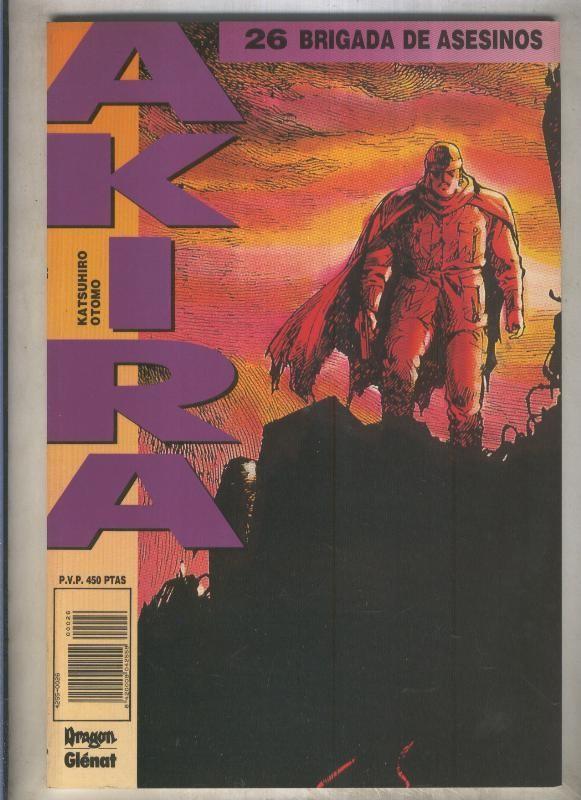 Akira numero 26 (numerado 2 en interior cubierta)