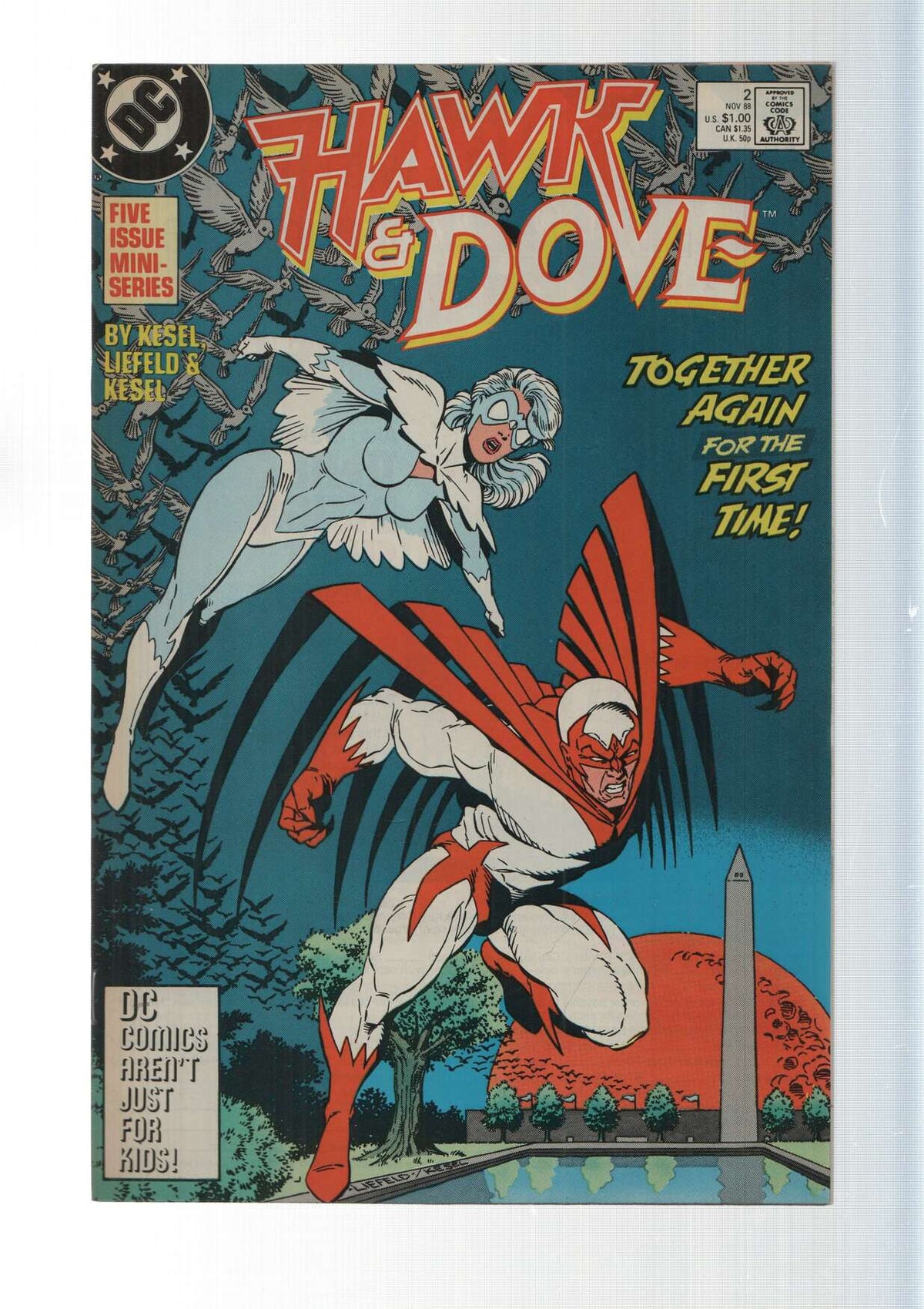 DC Comics: Together again for the fisrt time - Hawk and Dove numero 2. Five issue mini-series
