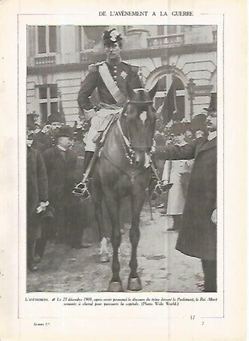 LAMINA 10186: El rey Alberto de Belgica a caballo en 1909