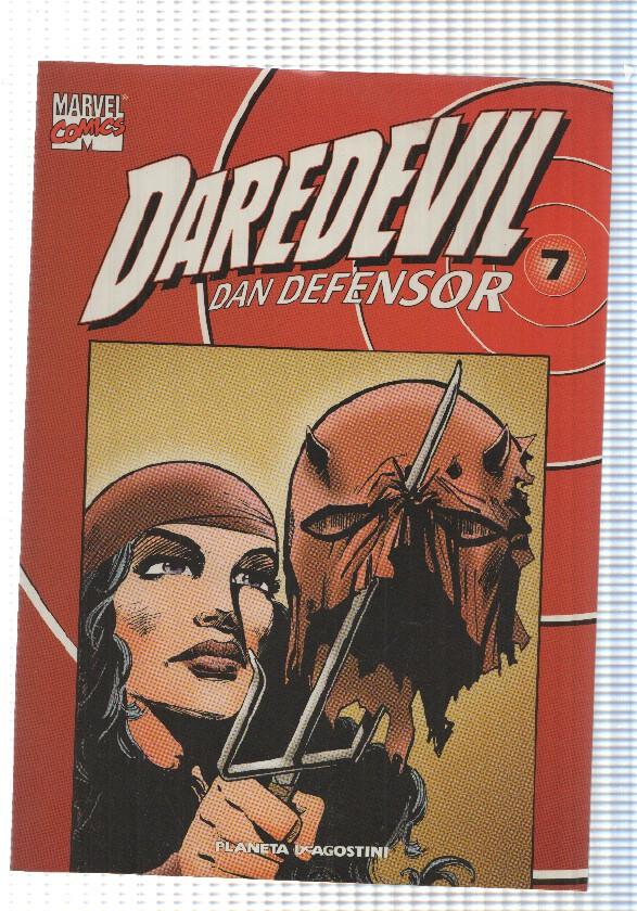 Planeta: Coleccionable Daredevil num 7 - Condenados, que es negro blanco y rojo
