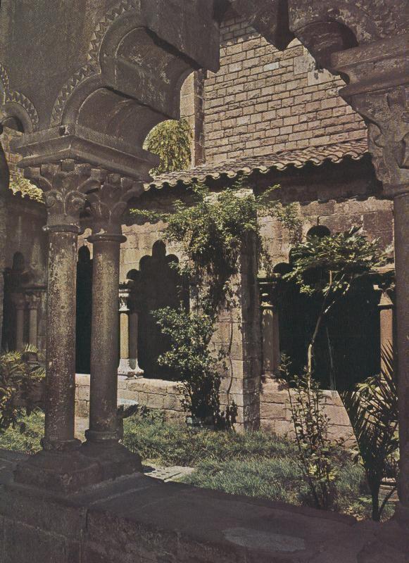 Claustro de San Pablo del Campo, Barcelona