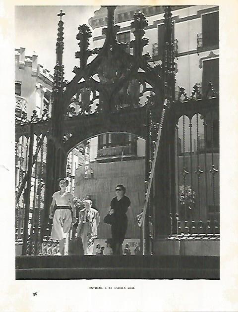 LAMINA 10893: Entrada a la Capilla Real de la Catedral de Granada