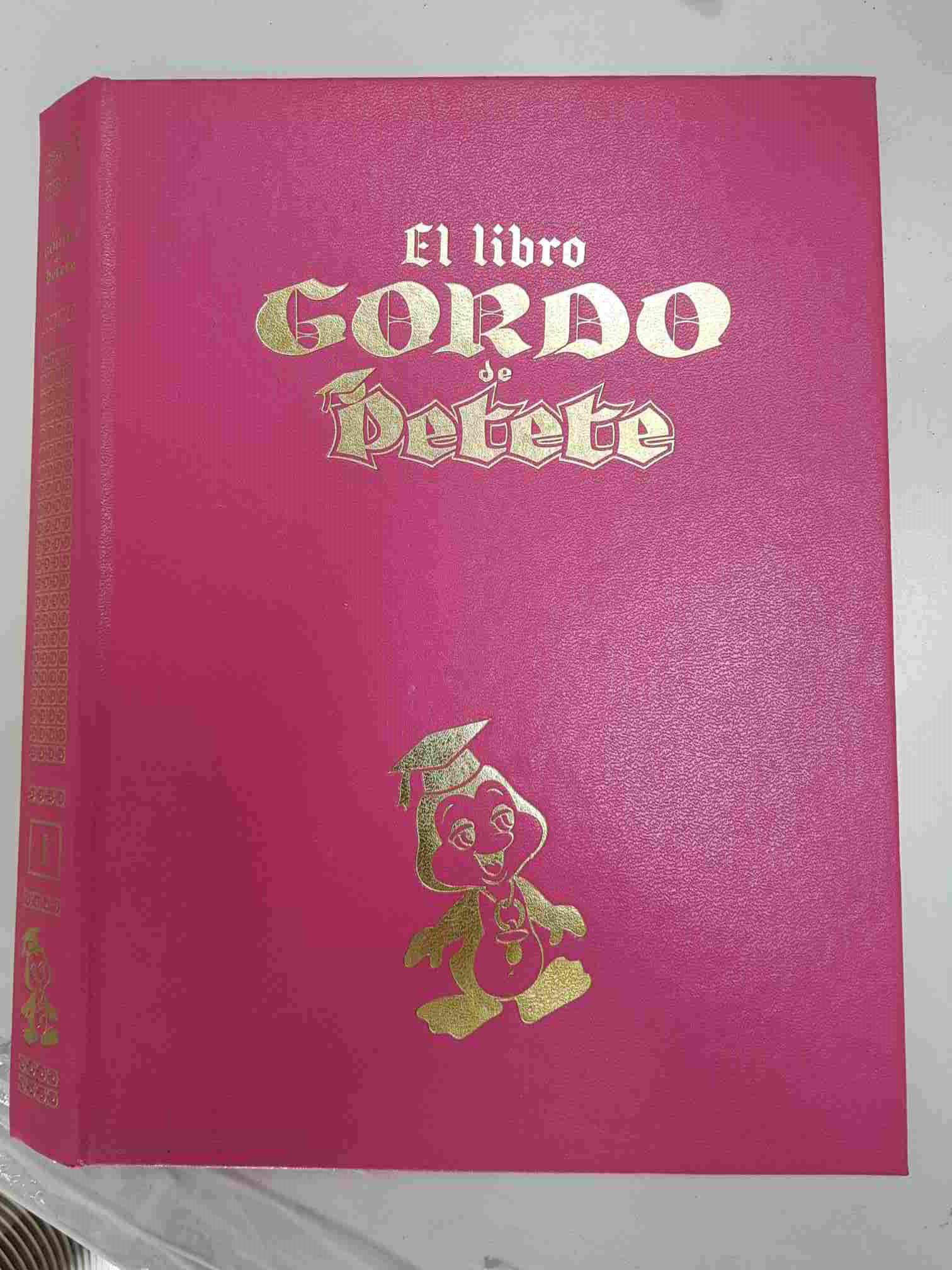 Tapa dura Tomo magenta de El Libro Gordo de Petete