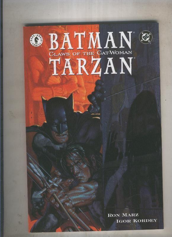 Batman glaws of the cat-woman tarzan