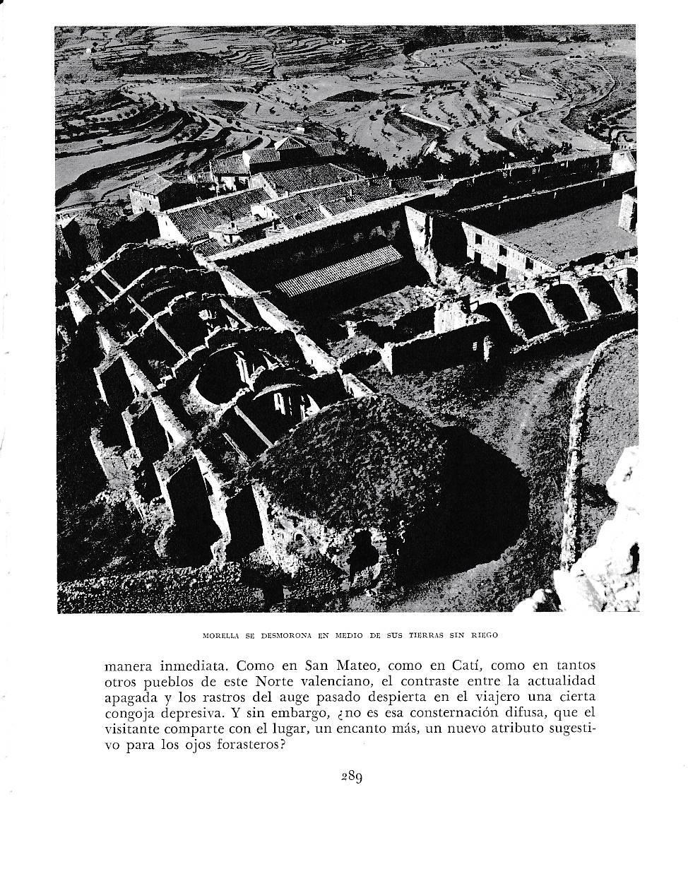 LAMINA 5992: Morella se desmorona en medio de sus tierras de riego