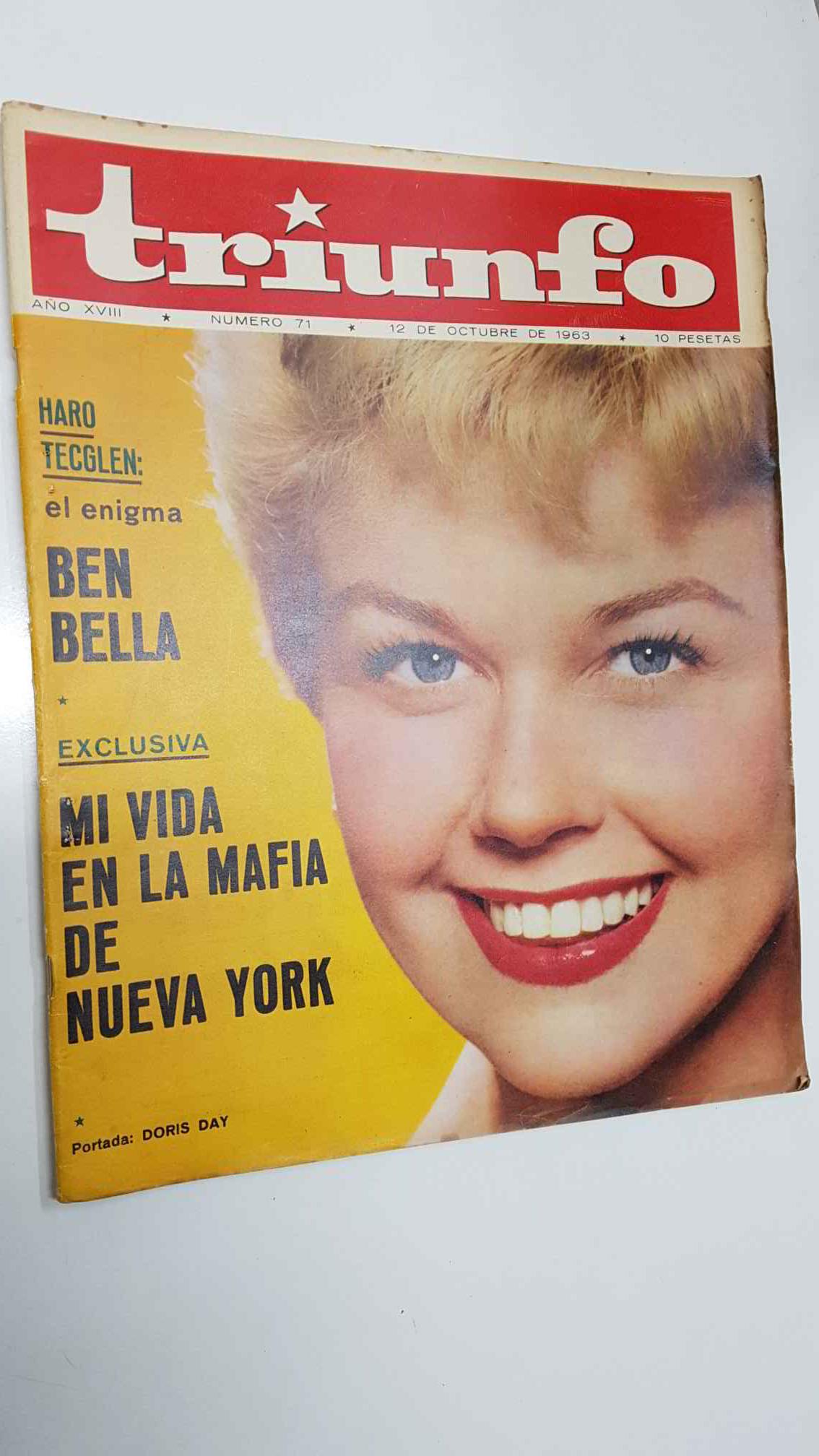revista: Triunfo num 71 año 18 (12-10-1963). Portada: Dorys Day, poster central: Mylene Demongeot