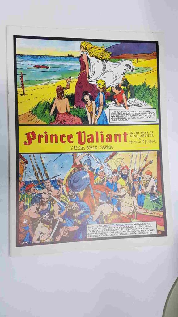 Prince Valiant: Lisola delle Nebbie by Harold Foster. In the days of King Arthur.