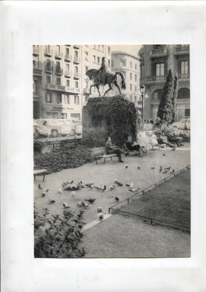 50 racons de Barcelona lamina 06: Plaza de Berenguer el Grande