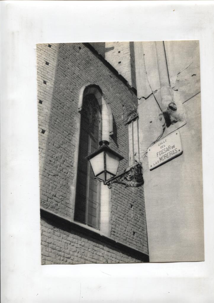 50 racons de Barcelona lamina 25: Calle del Fossar de les Moreres