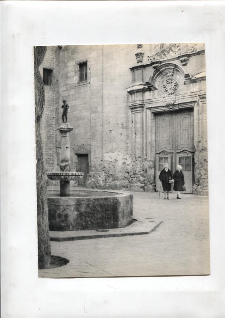 50 racons de Barcelona lamina 28: Plaza de San Felipe Neri