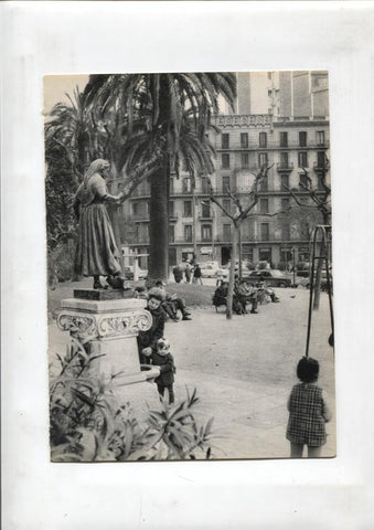 50 racons de Barcelona lamina 44: Plaza del Doctor Letamendi