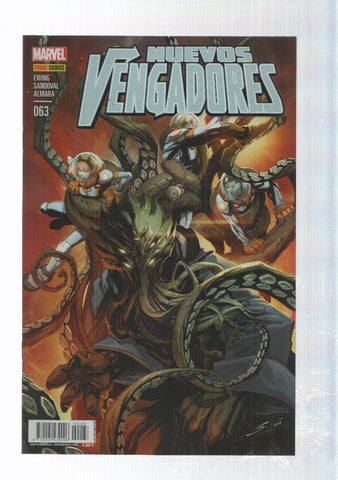 Panini: Nuevos Vengadores año V num. 63 (may 2016) - Camelot espacial. Al Ewing