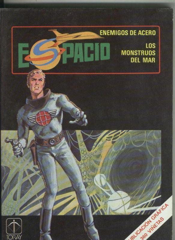 Espacio carton numero 8: enemigos de acero (pedro bertran) y