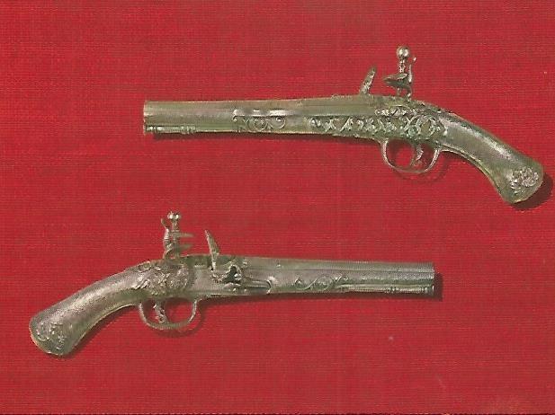 LAMINA 16091: Pistolas cortas de Italia del año 1650