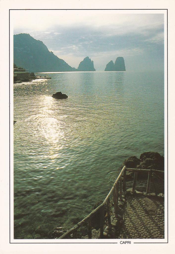 POSTAL B13101: CAPRI: FARO DE LA SIRENA