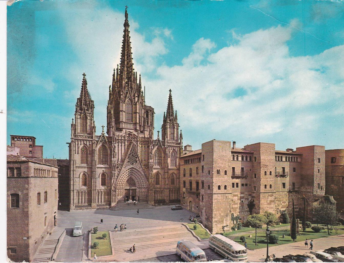 POSTAL B13175: BARCELONA. CATEDRAL Y MURALLAS ROMANAS