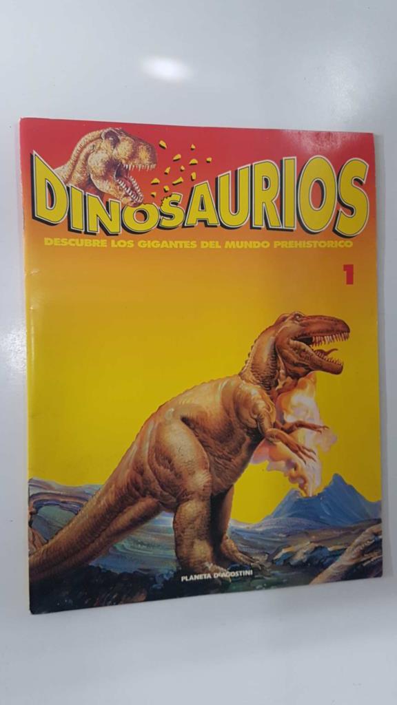 Dinosaurios fasciculo num 1 vol. 1 - Tyrannosaurus rex en portada. Paginas centrales-poster: Tyrannosaurus rex atacando a un Ankylosaurus
