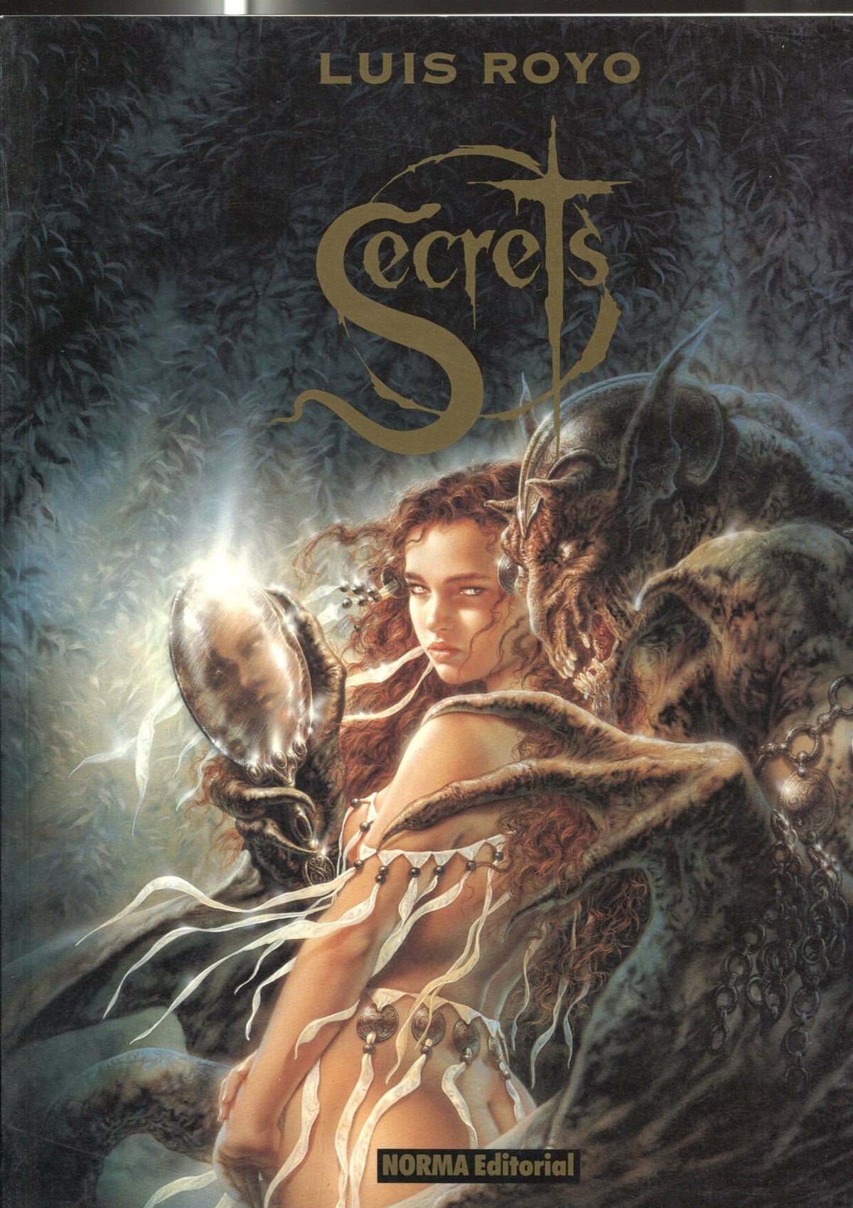 Coleccion Luis Royo: Secrets (7ª edicion 12.2003) huellas de humedad