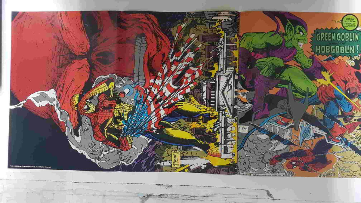 Poster doble: Spiderman y Craneo Rojo (McFarlane) - Capitan America y Spiderman. Procede de The Marvel Poster Book vol 1 num 1