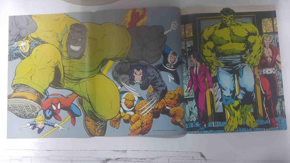 Poster doble: Hulk y Punisher - Hulk Gris junto a Spiderman, Lobezno y otros superheroes . The Incredible Hulk Poster Magazine vol 1 num 1