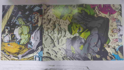 Poster doble: Hulk peleando contra Hulk Gris - Hulk Gris peleando junto a Lobezno y la Cosa. The Incredible Hulk Poster Magazine vol 1 num 1