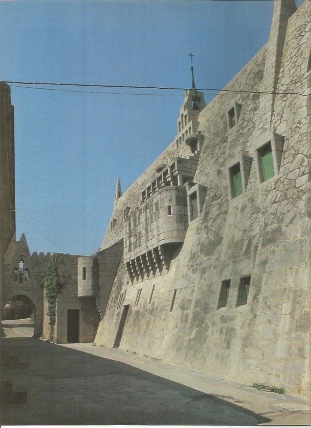 LAMINA 18944: Muro de Bellesguard