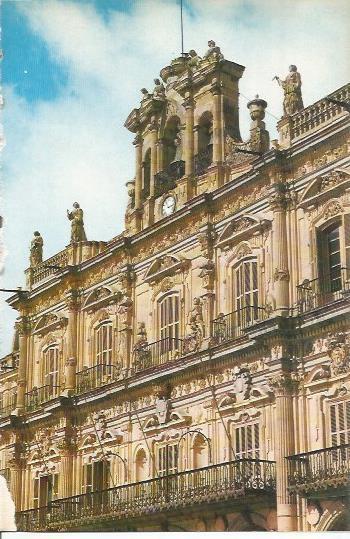 LAMINA 20492: Detalle del cuerpo alto del Ayuntamiento