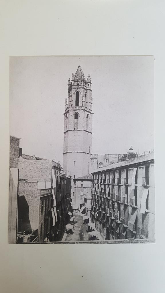 Foto facsimil del campanar de la prioritat de sant pere (tarragona)
