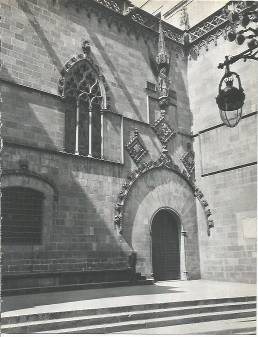 LAMINA 20730: Fachada gotica del Ayuntamiento de Barcelona