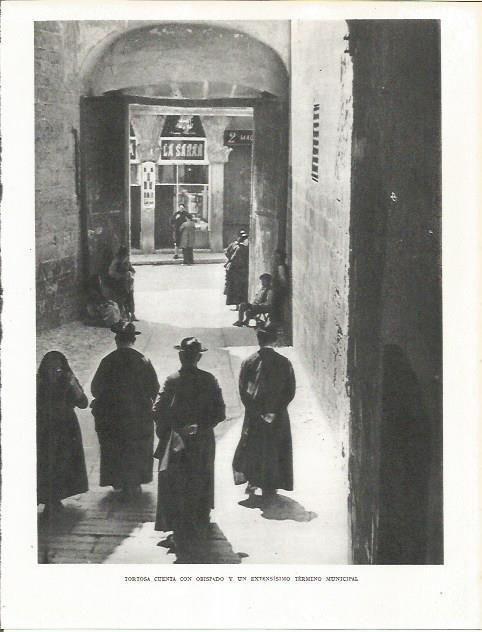 LAMINA 21757: Calle en Tortosa