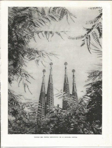 LAMINA 21555: Torres de la Sagrada Familia de Barcelona