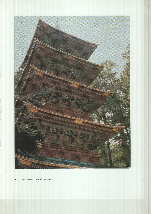 Japon el imperio del sol naciente lamina 10: Mausoleo de Toshogu en Nikko